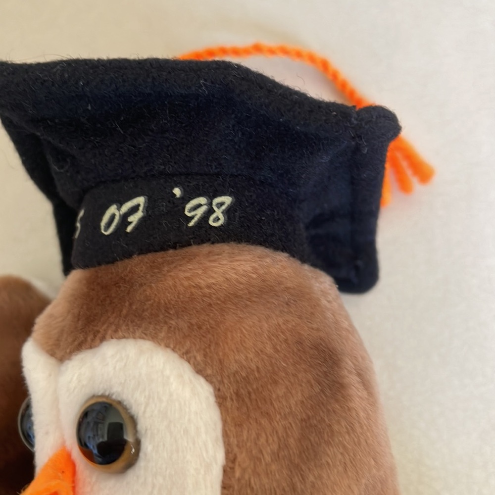 TY Beanie Baby Wise the Owl class of 98 - Picture 8 of 9